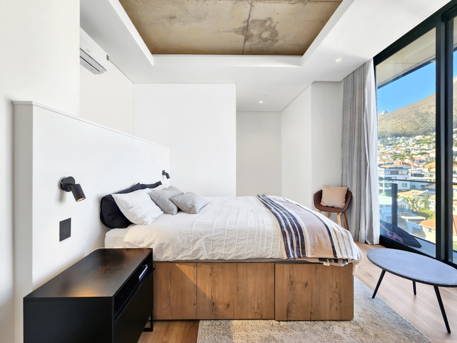 2 Bedroom Property for Sale in Sea Point Western Cape